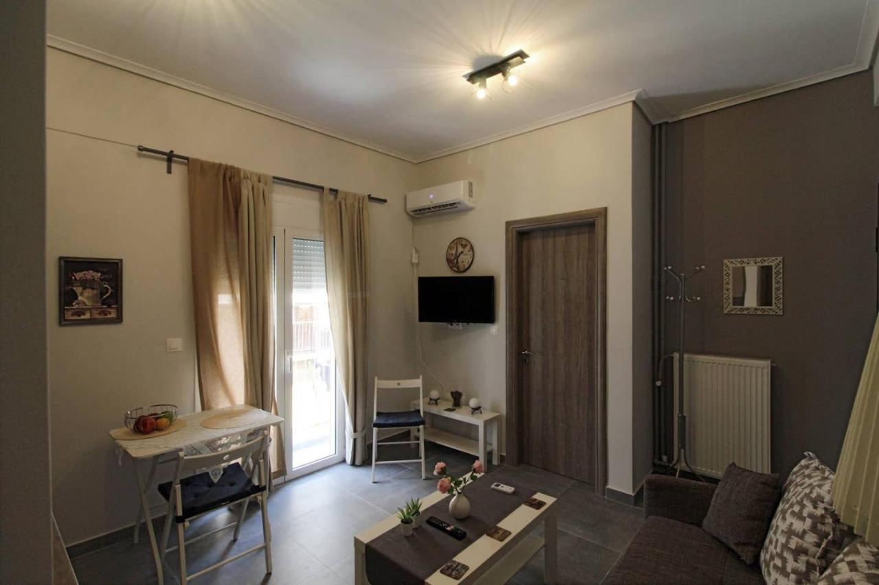Luxury Flat In Hilton, Central Athens, 3' Metro, Vfm! Esterno foto